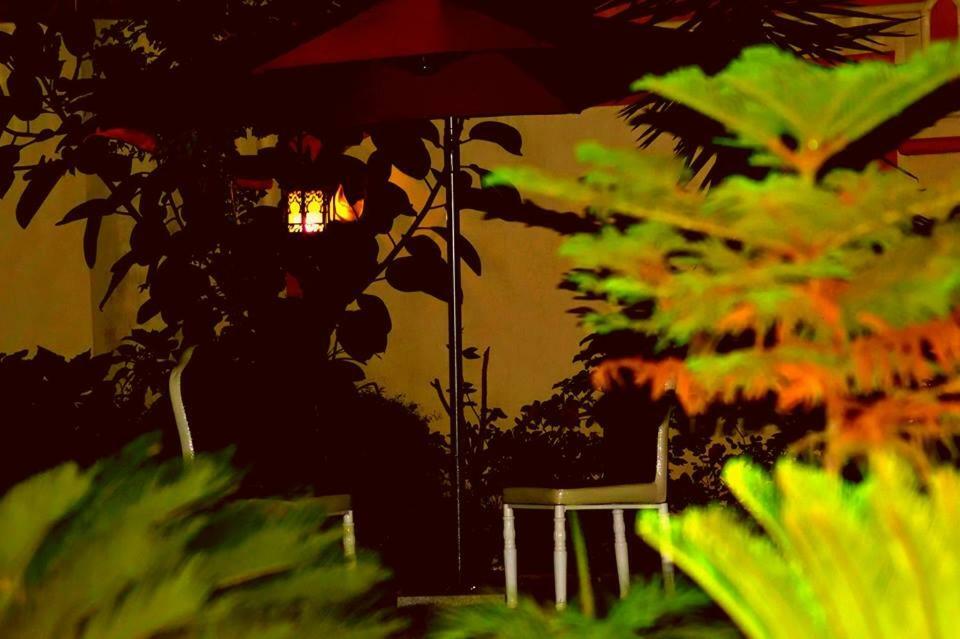 Royal Emirates Residence Abbottabad Exterior foto